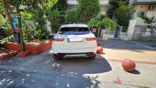 Jaguar E-Pace 2018-thumb-5