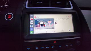 Jaguar E-Pace 2018-thumb-13