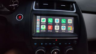 Jaguar E-Pace 2018-thumb-14