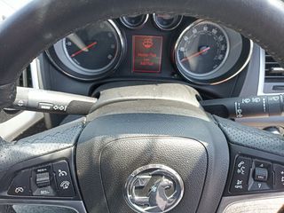Opel Astra J