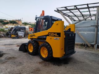Φορτωτάκι Gehl 2017 R135-thumb-3