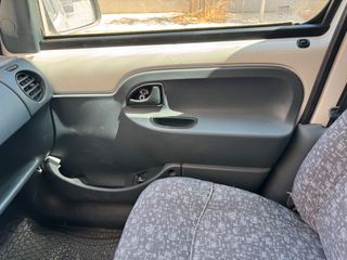 Renault Kangoo 1400 ΚΥΒΙΚΑ ΜΟΝΟ ΑΝΤΑΛΛΑΚΤΙΚΑ '01-thumb-18