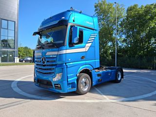 Mercedes-Benz 2019 ACTROS 1853