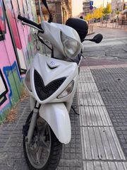Suzuki Sixteen 150 2009 UX 150