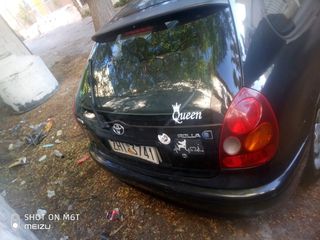 Toyota Corolla 2001-thumb-5