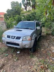 Nissan Navara 2004