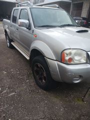 Nissan Navara 2004-thumb-3