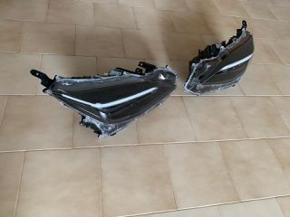 Φανάρια Toyota Yaris Cross ΓΝΗΣΙΑ