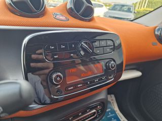 Smart ForFour 2019 EQ 60kW passion Hatchback 5-door-thumb-9