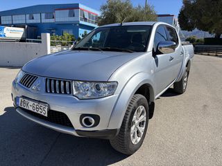 Mitsubishi L200 2012