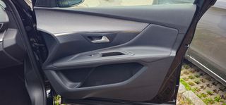 Peugeot 3008 2020 GT*Hybrid*300Ps*Panorama*4×4*Μασάζ*Δέρμα*Πρώτο Χέρι!!!-thumb-54