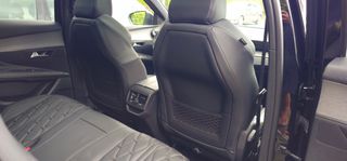Peugeot 3008 2020 GT*Hybrid*300Ps*Panorama*4×4*Μασάζ*Δέρμα*Πρώτο Χέρι!!!-thumb-28