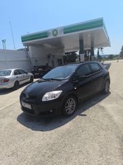 Toyota Auris 2010-thumb-1