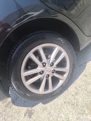Toyota Auris 2010-thumb-7