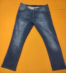 12 ανδρικά παντελόνια τζιν