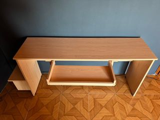 Γραφείο 160cm x 77cm x 46cm