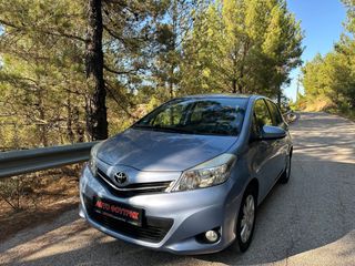 Toyota Yaris 2012-thumb-5