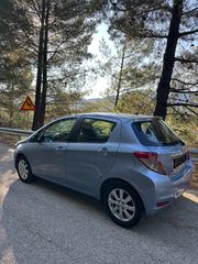 Toyota Yaris 2012-thumb-7