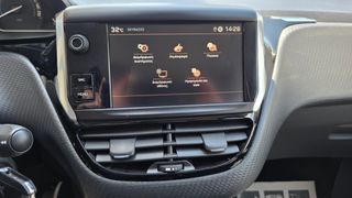 Peugeot 2008 2019 Signature-thumb-21