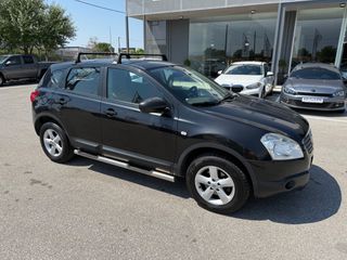 Nissan Qashqai 2009 4X4-thumb-1