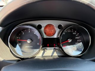 Nissan Qashqai 2009 4X4-thumb-18