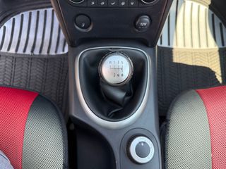 Nissan Qashqai 2009 4X4-thumb-17