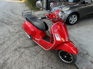 Piaggio Vespa 2020 GTS 300 Super-thumb-3