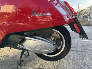 Piaggio Vespa 2020 GTS 300 Super-thumb-7