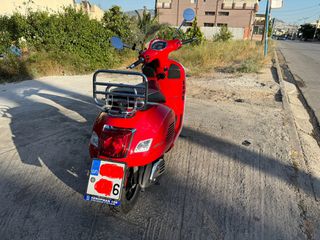 Piaggio Vespa 2020 GTS 300 Super-thumb-9