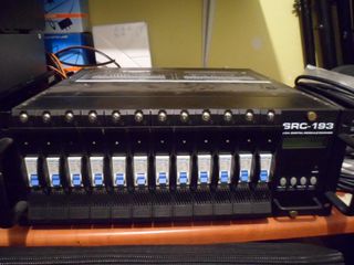 DIMMER SRC KAINOYPIO 32Α ΕΙΣΟΔΟΣ 12 ΚΑΝΑΛΙΑ 10Α ΕΚΑΣΤΟ