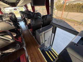 MAN 2012 Lion’s coach R07 2012-thumb-5
