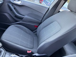 Ford Fiesta 2020 Cruise control,lane assist , parktronic-thumb-8