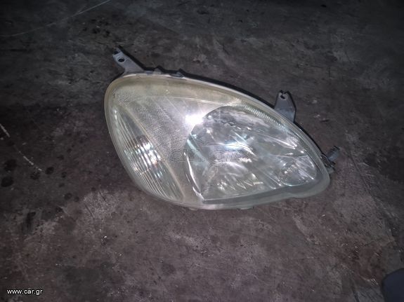ΔΕ. ΦΑΝΑΡΙ TOYOTA YARIS 99-05