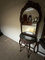 Σύνθετο εισόδου με καθρέφτη και μάρμαρο