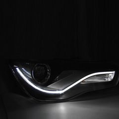 Μπροστινά Φανάρια Set Για Audi A1 8X 10-14 True DRL Tube Μαύρα H7 Με Μοτέρ Depo