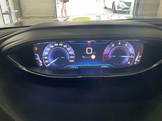 Peugeot 3008 2017 1.2  GT LINE-thumb-9