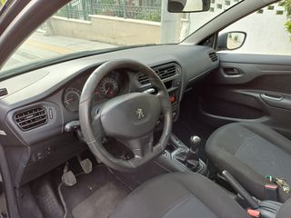 Toyota Avensis 2007-thumb-7
