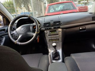 Toyota Avensis 2007-thumb-16