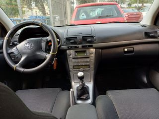 Toyota Avensis 2007-thumb-17