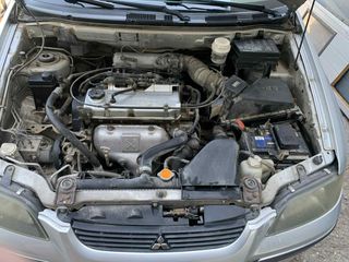 MITSUBISHI SPACESTAR 2000-5 FACELIFT 1.8cc ΒΕΝΖΙΝΗ ΚΙΝΗΤΗΡΑΣ 4G93-ΠΛΗΡΗΣ ΜΟΤΕΡ. ΥΠΑΡΧΕΙ OΛΟΚΛΗΡΟ ΑΥΤΟΚΙΝΗΤΟ ΓΙΑ ΑΝΤΑΛΛΑΚΤΙΚΑ ΚΟΜΜΑΤΙ-ΚΟΜΜΑΤΙ ΜΕ 204.000 ΧΛΜ