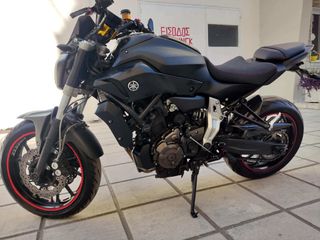 Yamaha MT-07 2017 ABS-thumb-11