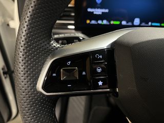 Mg EHS 2025 LUXURY 272HP-thumb-23