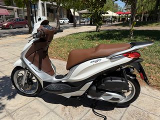 Piaggio Medley 150 2017-thumb-1