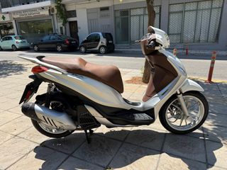 Piaggio Medley 150 2017-thumb-2