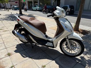 Piaggio Medley 150 2017-thumb-3
