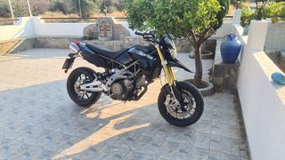 Aprilia Dorsoduro 750 2008