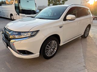 Mitsubishi Plug-in Hybrid Outlander 2021 ΠΟΥΛΗΘΗΚΕ Plug-in Hybrid Outlander2.4 PHEV 224 hp