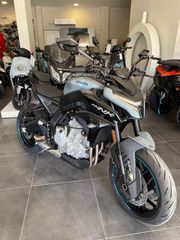 CFmoto 675 NK 2026 2026 ΕΤΟΙΜΟΠΑΡΑΔΟΤΟ!!!