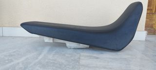 πωλείται σέλα yamaha xt600e-thumb-2