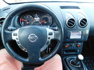 Nissan Qashqai 2014-thumb-9